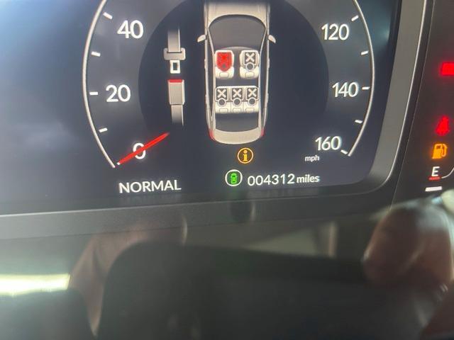 used 2025 Honda Civic Si car, priced at $32,000