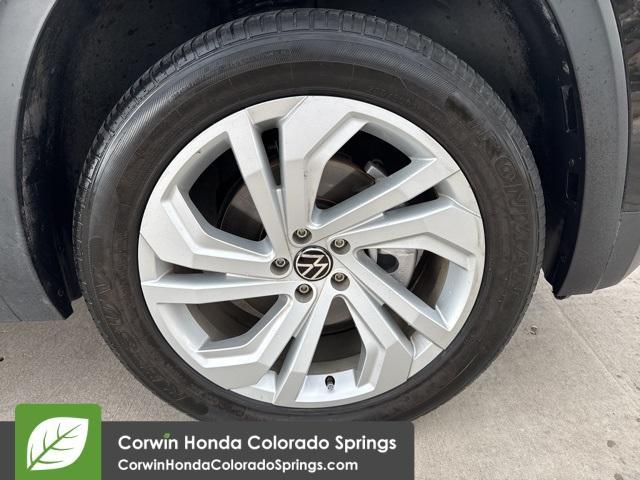 used 2022 Volkswagen Atlas car, priced at $25,500