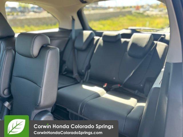 new 2026 Honda Odyssey car, priced at $44,290