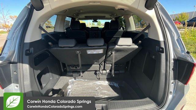 new 2026 Honda Odyssey car, priced at $44,290