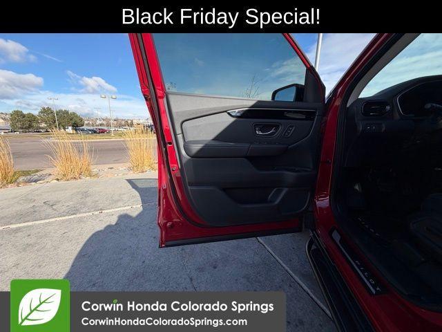 new 2025 Honda Pilot car, priced at $54,180