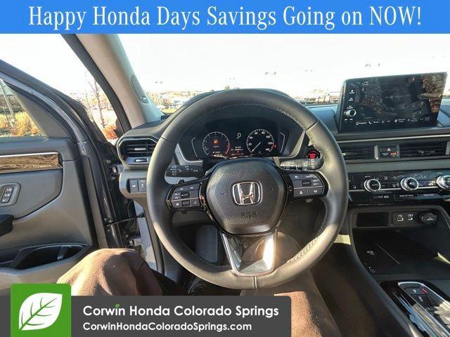 new 2025 Honda Pilot car, priced at $51,550