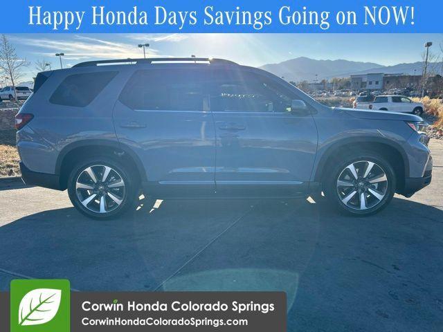 new 2025 Honda Pilot car, priced at $51,550