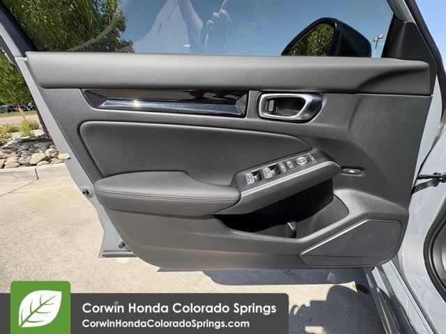 new 2025 Honda Civic Hybrid car, priced at $33,555