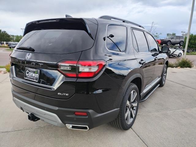 new 2025 Honda Pilot car, priced at $56,250