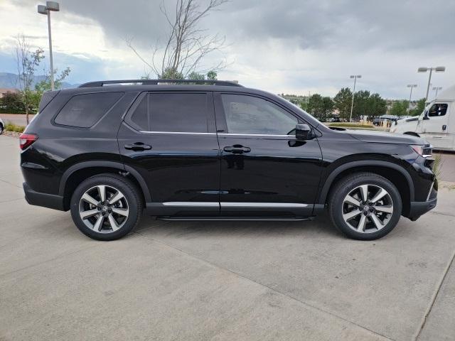 new 2025 Honda Pilot car, priced at $56,250