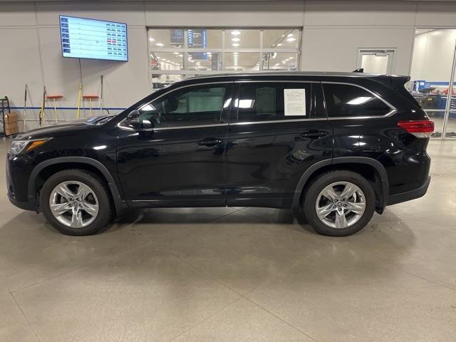 used 2019 Toyota Highlander car, priced at $27,780