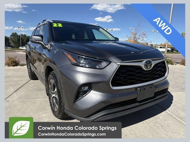used 2022 Toyota Highlander car, priced at $33,000