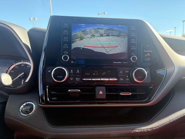 used 2022 Toyota Highlander car, priced at $33,000