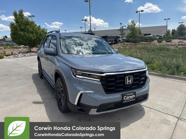 new 2025 Honda Pilot car, priced at $53,705