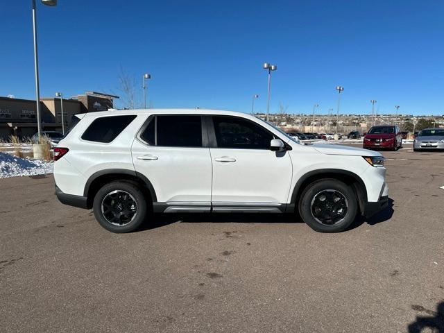 new 2025 Honda Pilot car, priced at $49,650