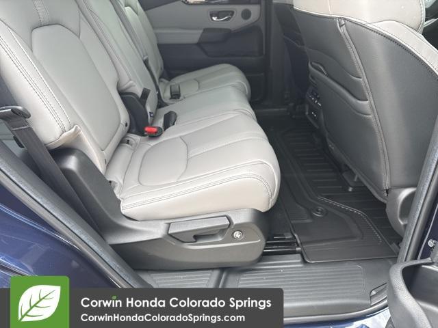 new 2025 Honda Pilot car, priced at $53,800