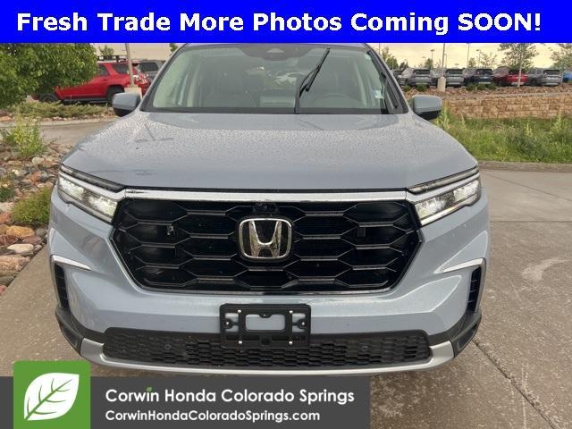 used 2025 Honda Pilot car, priced at $52,000