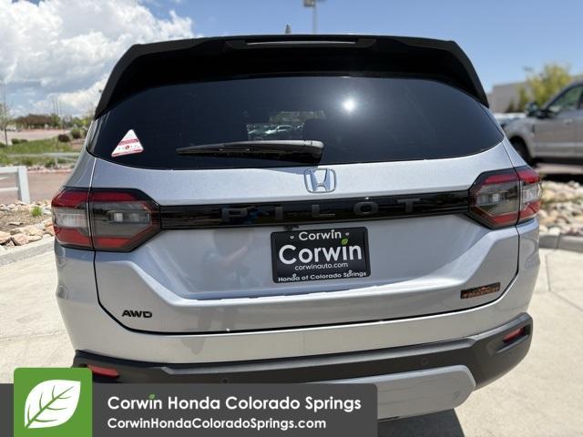 new 2025 Honda Pilot car, priced at $50,850