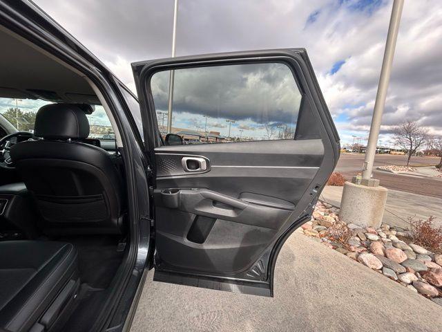 used 2021 Kia Sorento car, priced at $22,000