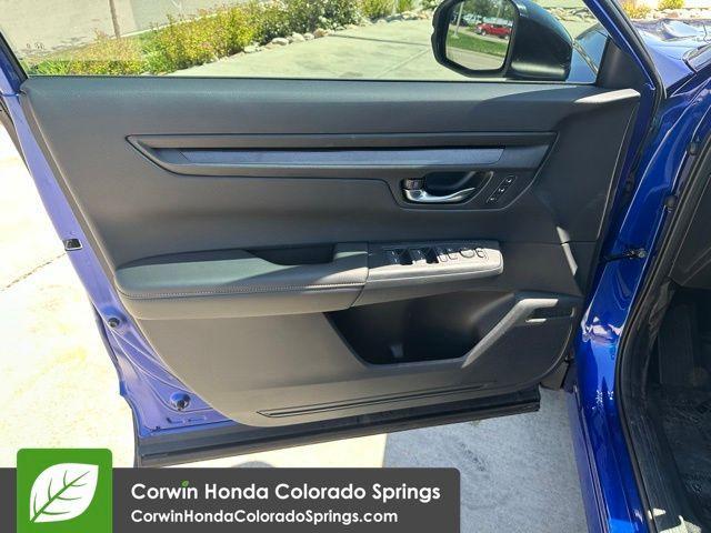 new 2025 Honda CR-V Hybrid car, priced at $41,000