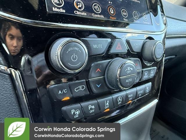 used 2020 Jeep Grand Cherokee car, priced at $29,000