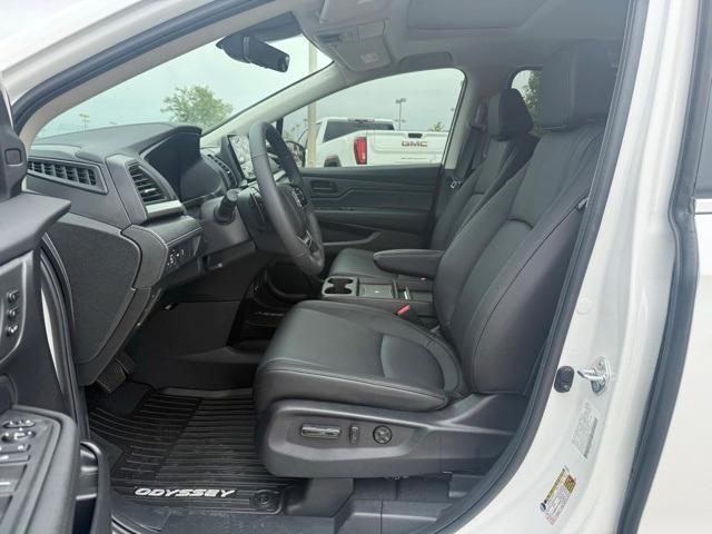 new 2025 Honda Odyssey car, priced at $44,125