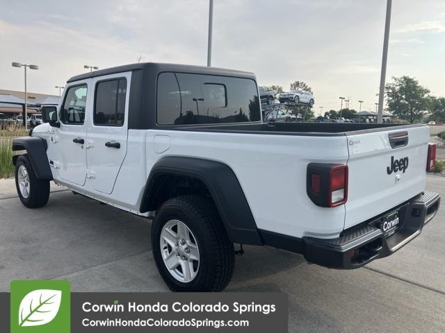 used 2023 Jeep Gladiator car, priced at $28,200