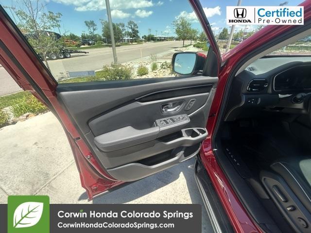 used 2025 Honda Pilot car, priced at $54,530