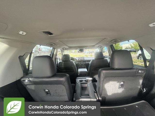 new 2025 Honda Pilot car, priced at $53,405