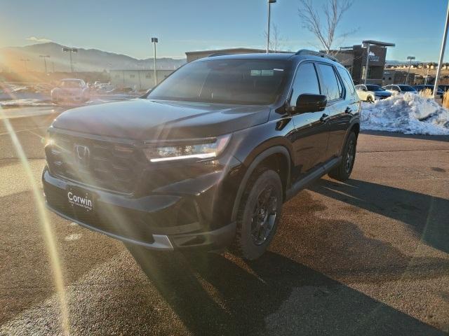 new 2025 Honda Pilot car, priced at $50,795