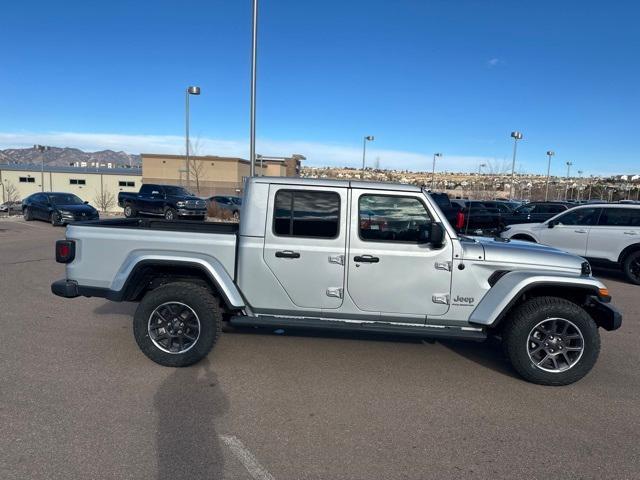 used 2023 Jeep Gladiator car, priced at $32,000