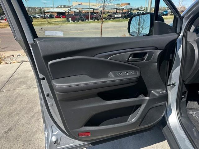 new 2025 Honda Ridgeline car, priced at $46,830