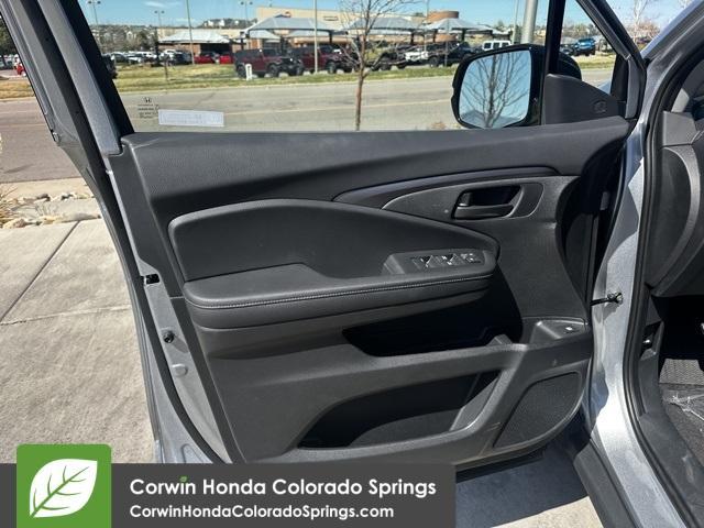 new 2025 Honda Ridgeline car, priced at $46,830