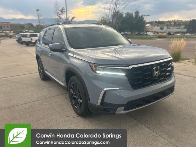 new 2025 Honda Pilot car, priced at $53,405