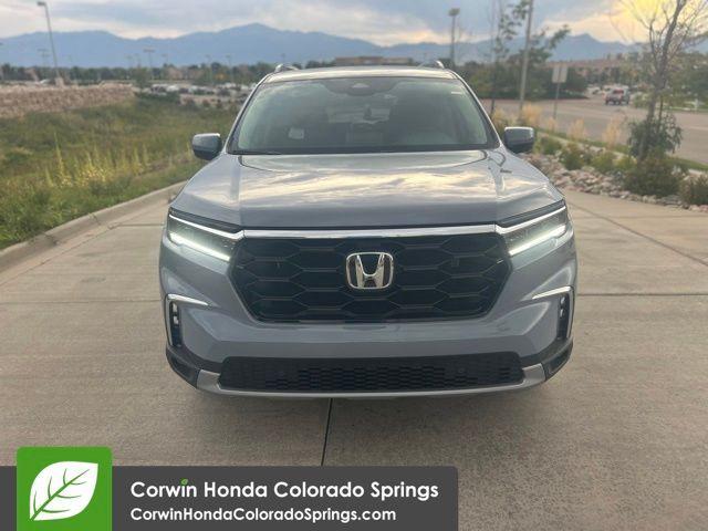 new 2025 Honda Pilot car, priced at $53,405