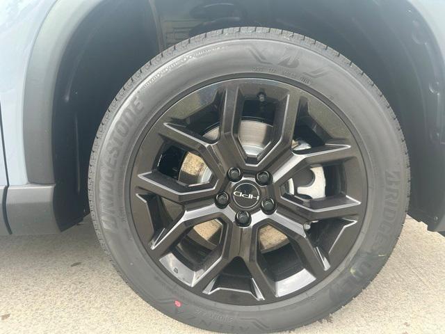 new 2025 Honda Pilot car, priced at $53,405