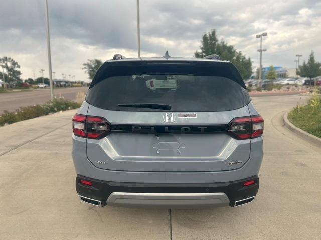 new 2025 Honda Pilot car, priced at $53,405