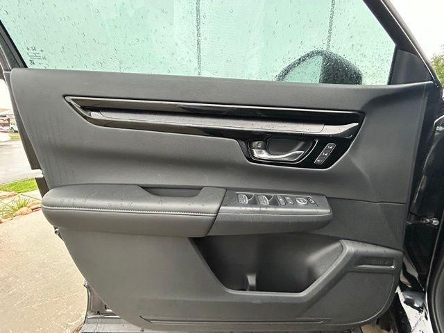 used 2025 Honda CR-V car, priced at $37,400