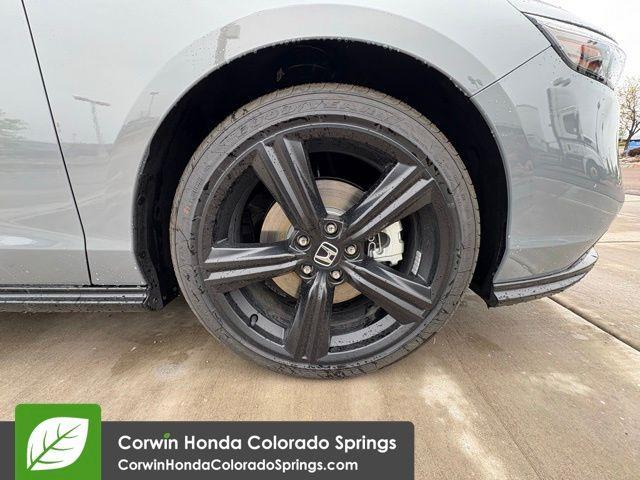new 2025 Honda Accord Hybrid car, priced at $36,925