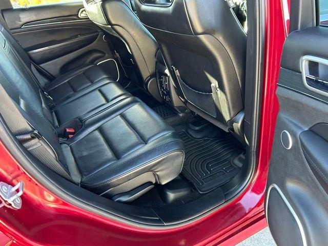 used 2015 Jeep Grand Cherokee car, priced at $14,000