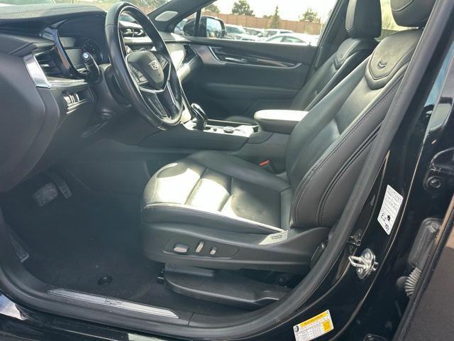 used 2023 Cadillac XT5 car, priced at $27,400