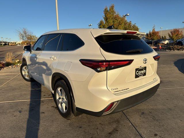 used 2023 Toyota Highlander car, priced at $33,250