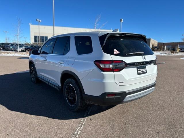 new 2025 Honda Pilot car, priced at $49,650