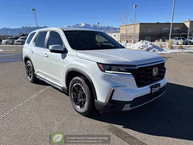 new 2025 Honda Pilot car, priced at $49,650