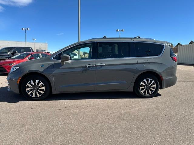 used 2021 Chrysler Pacifica Hybrid car, priced at $21,650