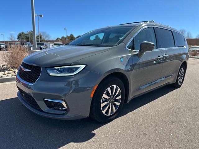 used 2021 Chrysler Pacifica Hybrid car, priced at $21,650