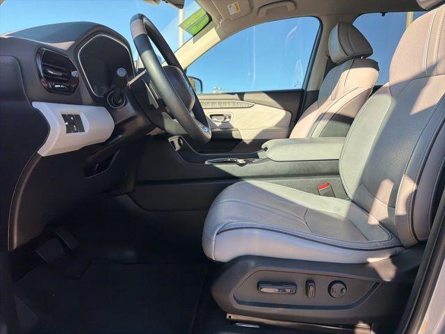 used 2024 Honda Pilot car, priced at $43,000