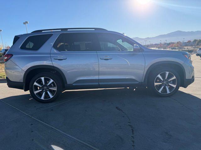 used 2024 Honda Pilot car, priced at $43,000