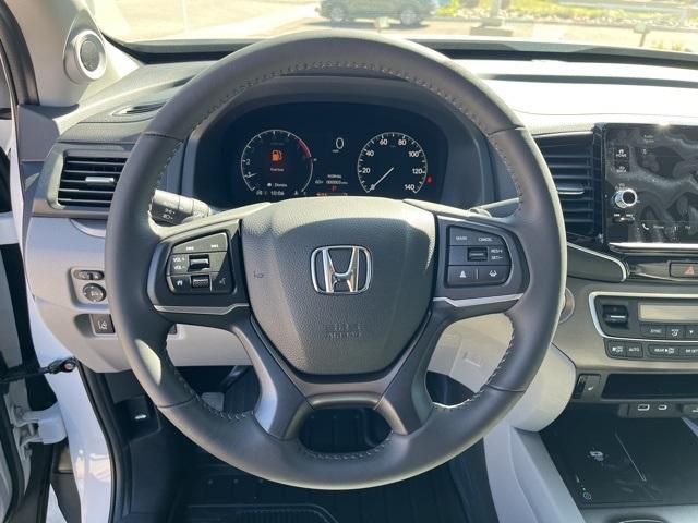 new 2025 Honda Ridgeline car, priced at $44,885