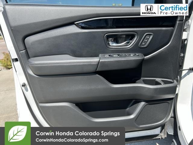 used 2024 Honda Pilot car, priced at $42,750
