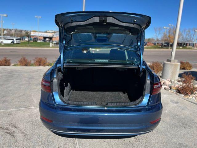 used 2021 Volkswagen Jetta car, priced at $15,900