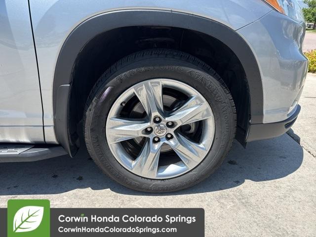 used 2015 Toyota Highlander car, priced at $18,000