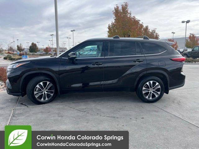 used 2020 Toyota Highlander car, priced at $26,000