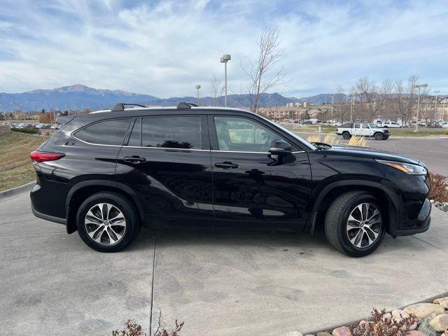 used 2020 Toyota Highlander car, priced at $26,000